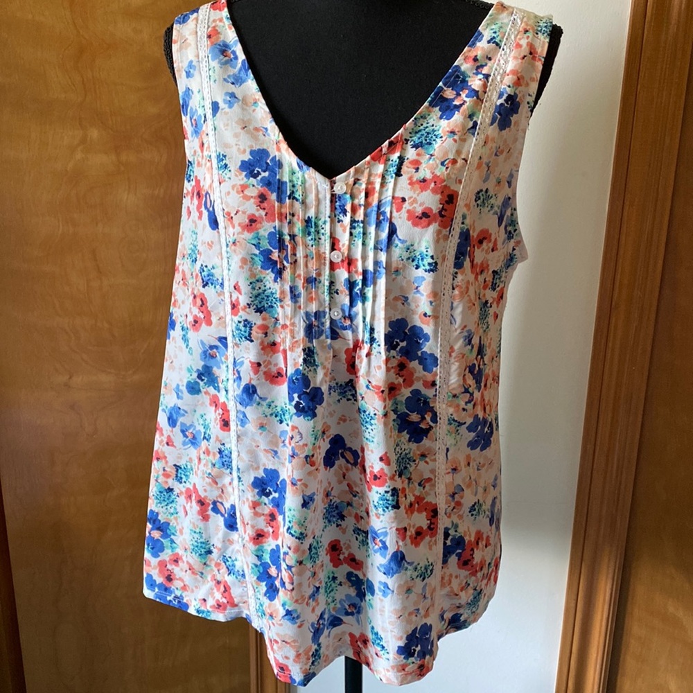 Merona Women’s Peach Floral Tank
